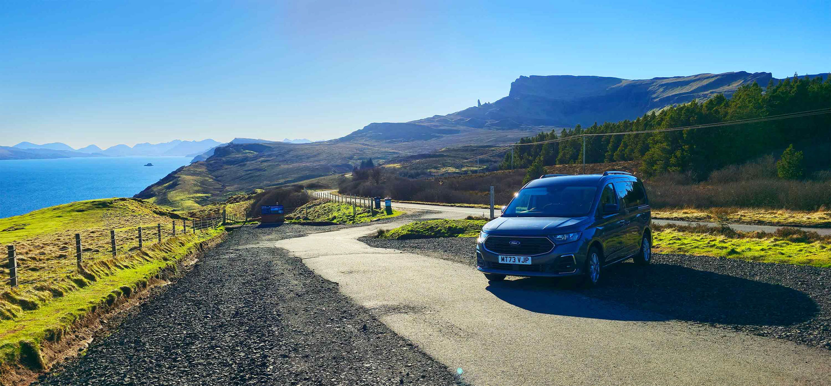 Enjoy an Isle of Skye tour with Skye Travel Service transport operator on Skye